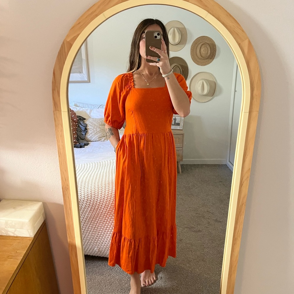 Who What Wear maxi dress, with pockets, open back, size small